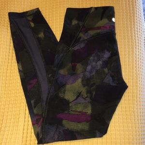 Lululemon Leggings - Train Times 25”